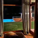 - 150 M To The - Infinity Pool - Incredible Sea View - Fitness Gym *
