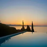 - 150 M To The - Infinity Pool - Incredible Sea View - Fitness Gym * Laurana