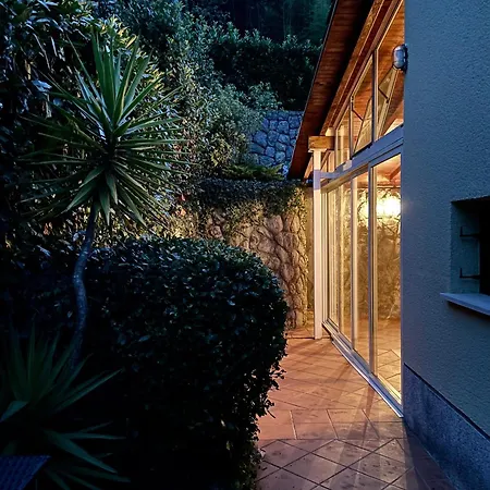 - 150 M To The - Infinity Pool - Incredible Sea View - Fitness Gym * Lovran