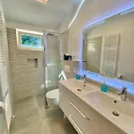 - 150 M To The - Infinity Pool - Incredible Sea View - Fitness Gym * Lovran