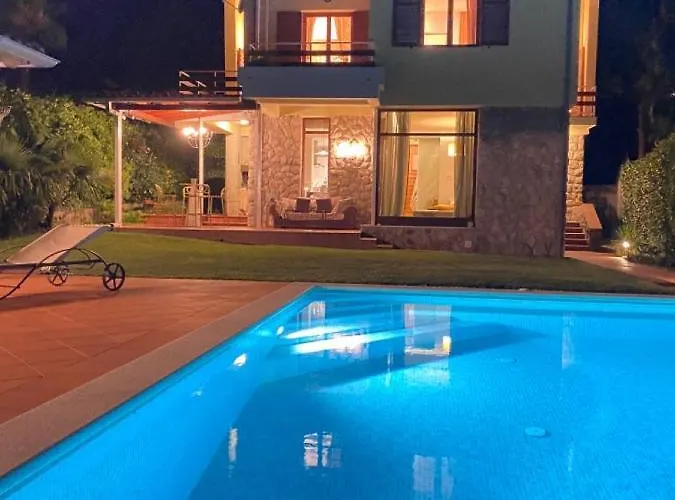 Villa - 150 M To The - Infinity Pool - Incredible Sea View - Fitness Gym