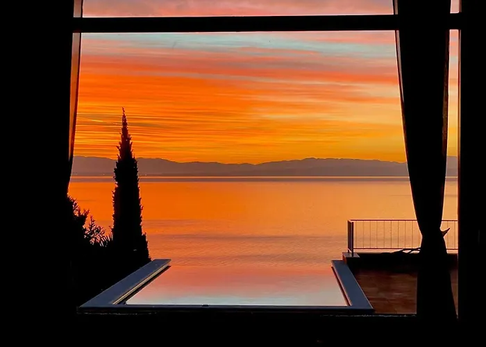 - 150 M To The - Infinity Pool - Incredible Sea View - Fitness Gym