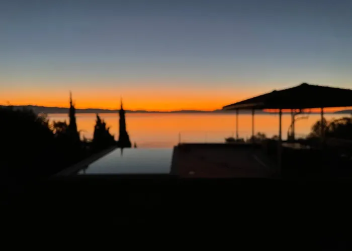 - 150 M To The - Infinity Pool - Incredible Sea View - Fitness Gym *