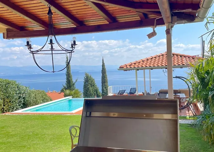 - 150 M To The - Infinity Pool - Incredible Sea View - Fitness Gym * Lovran